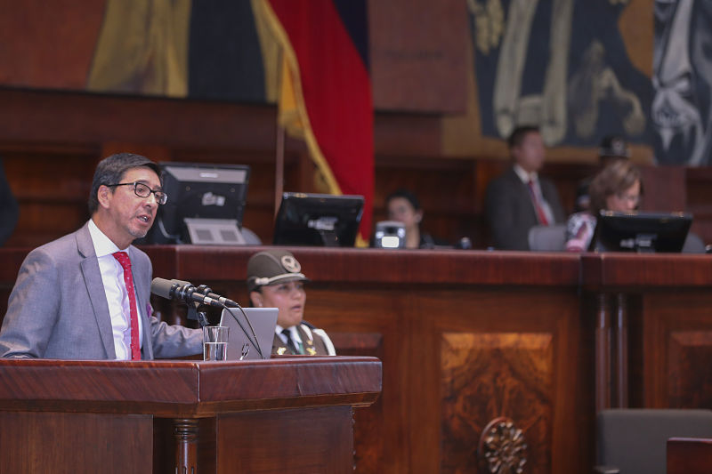 Legisladores piden a Asamblea que investigue a exautoridades