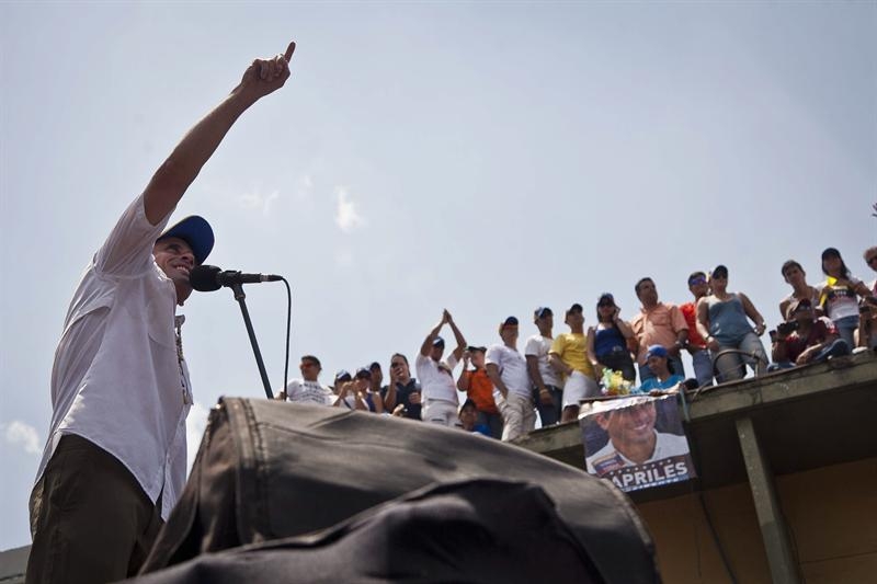 Capriles, el segundo intento del discurso alejado de los extremos