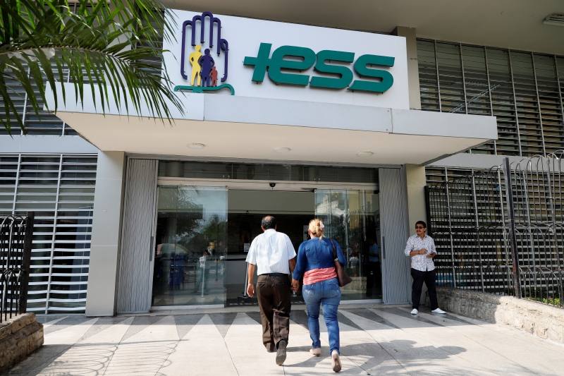 Personajes de TV comparecieron por caso de corrupción en IESS
