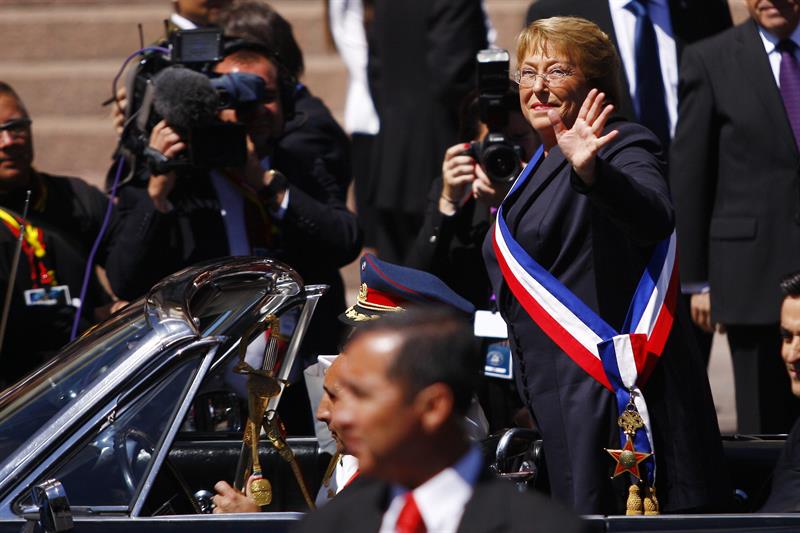 Michelle Bachelet es investida como presidenta de Chile