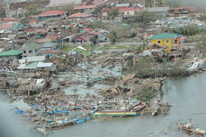 Testimonios de supervivientes de Haiyan: &quot;le dije a mi esposo que salvara al bebé y me olvidara&quot;