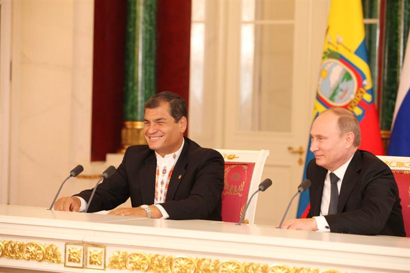 Rafael Correa cierra su visita a Rusia