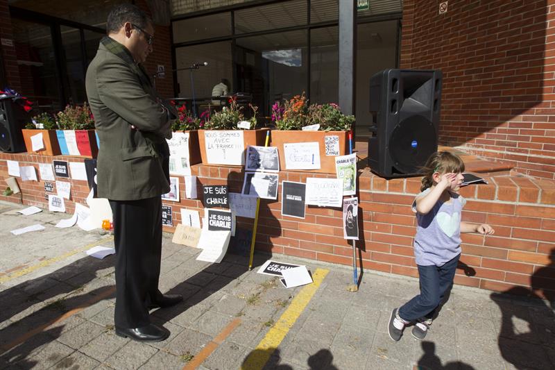 Quito también protestó en contra de atentados en París