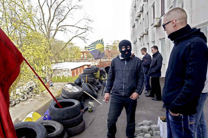 Ucrania acepta una amnistía para milicianos prorrusos a cambio de su rendición