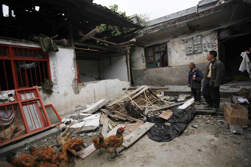 China acepta ayuda de Rusia y rechaza la de Japón tras terremoto