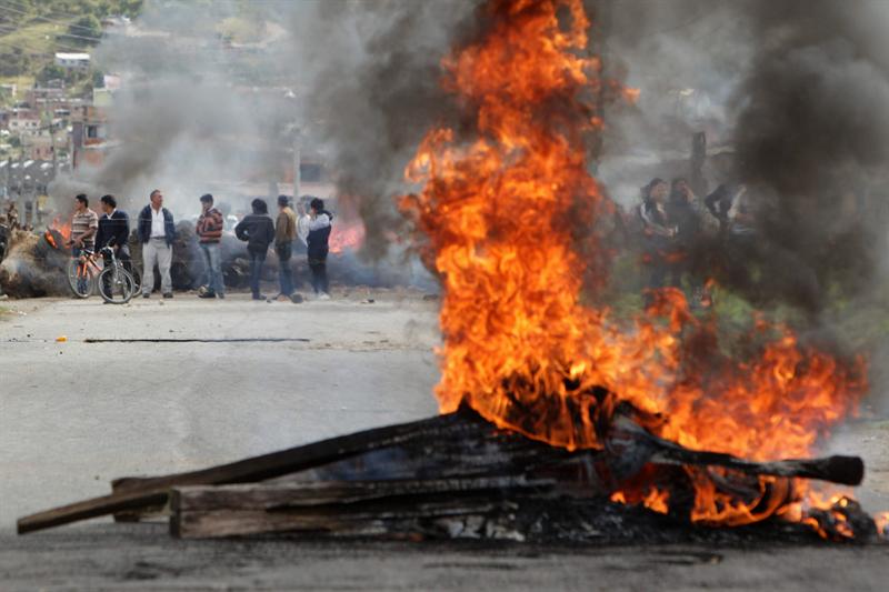 Paro en Colombia: Policía es asesinado a tiros por huelguistas