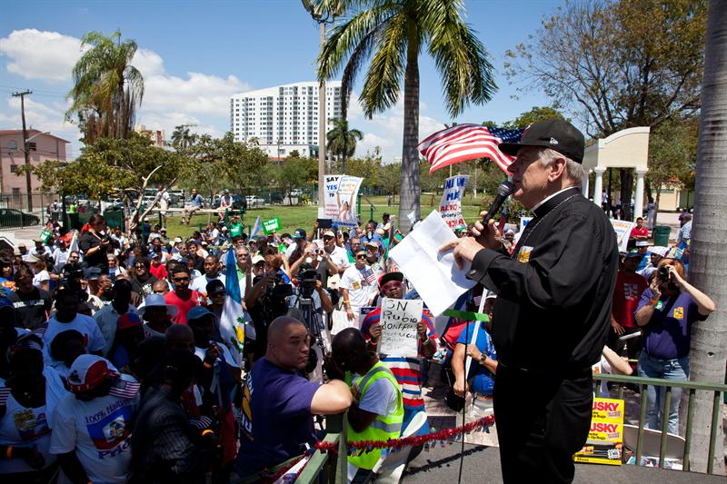 Miles de latinos se preparan en Washington para la gran marcha hispana
