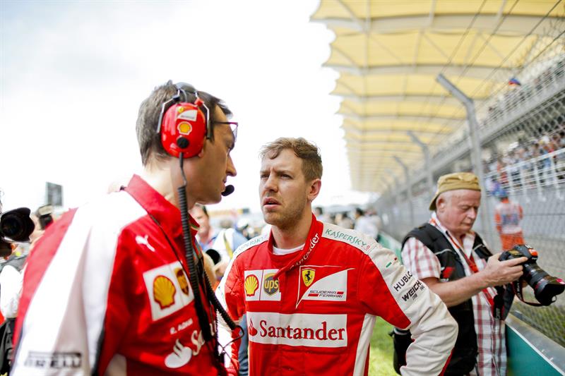 Ganar con Ferrari, un &quot;sueño de niño&quot; para Vettel