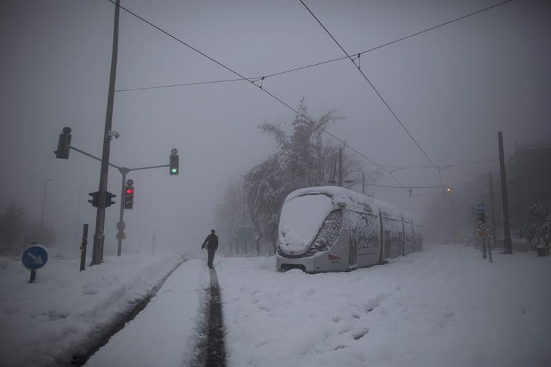 Tres muertos en Israel debido al temporal de nieve
