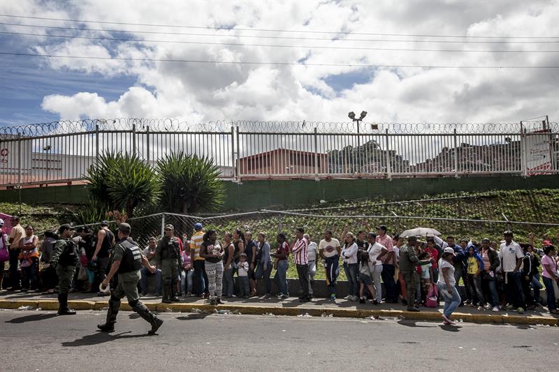 Capriles advierte que al pueblo venezolano &quot;se le agota la paciencia&quot;