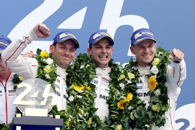 Porsche gana las 24 horas de Le Mans por primera vez desde 1998
