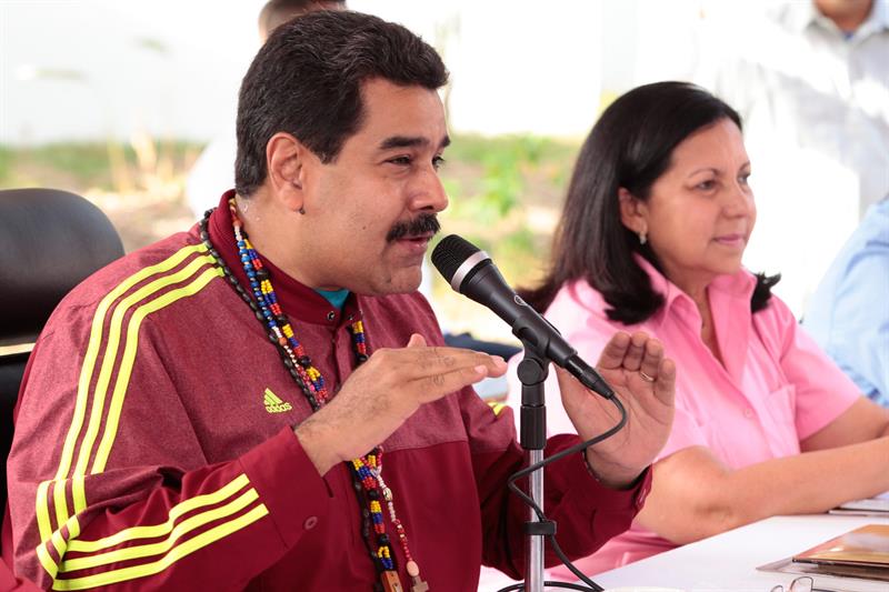 Contra Correa hay campaña &quot;de odio&quot; para &quot;justificar magnicidio&quot;, dice Maduro