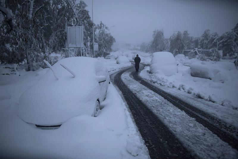 Tres muertos en Israel debido al temporal de nieve