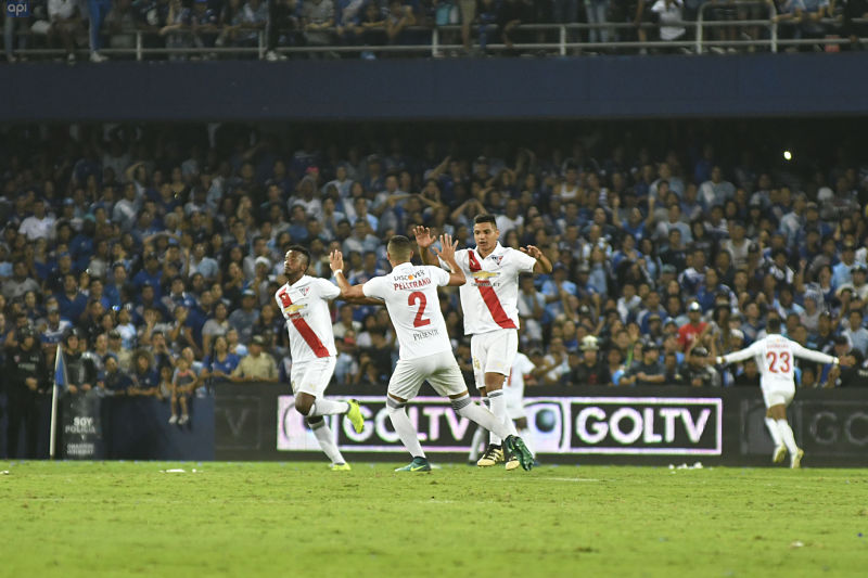 Emelec y Liga de Quito empataron en el Capwell