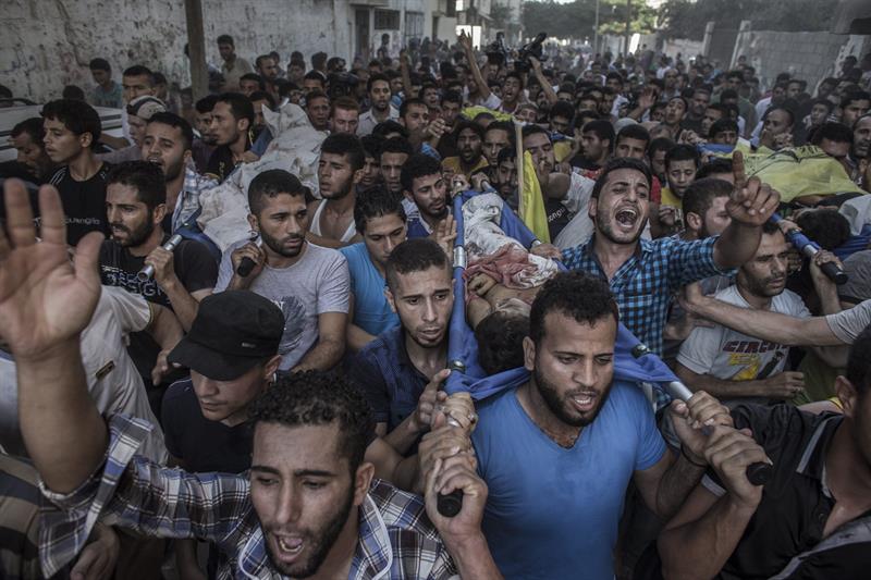 Ejército israelí mata a seis niños en una playa y una calle de Gaza