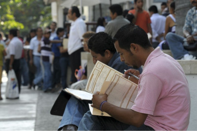 El empleo no adecuado en Ecuador subió en un año