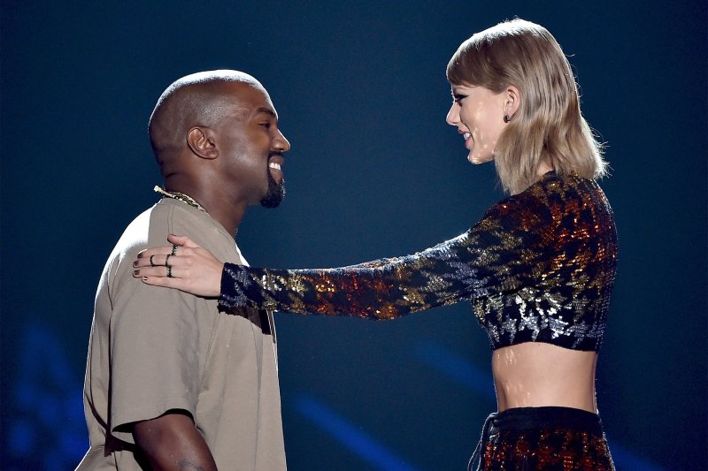 Kanye West mostró imágenes de Taylor Swift desnuda