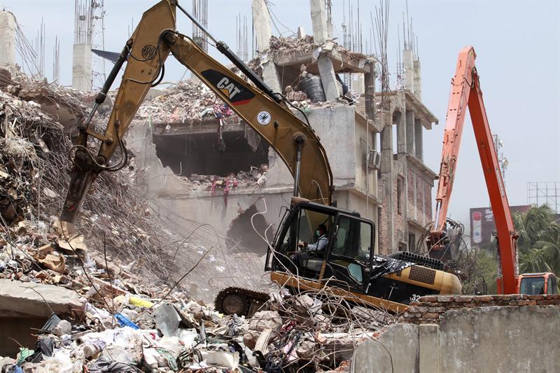 510 muertos en el peor siniestro textil de la historia de Bangladesh