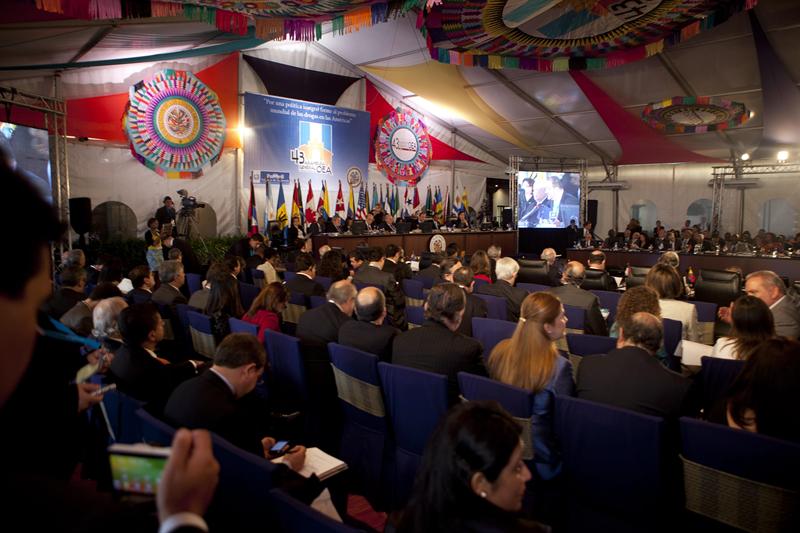 OEA logra consenso sobre mecanismo de seguimiento al diálogo sobre drogas