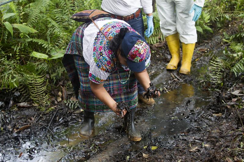 Premio Nobel de la Paz convoca a personalidades a campaña contra Chevron