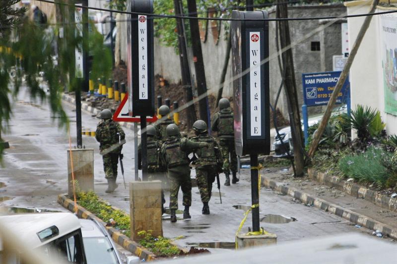 La Policía de Kenia desactiva explosivos colocados por Al Shabab