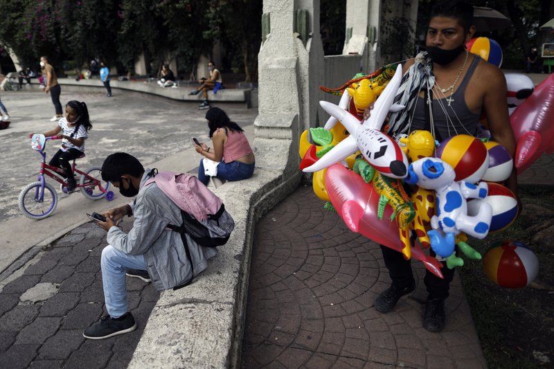 Latinoamérica, la menos golpeada por caída de remesas
