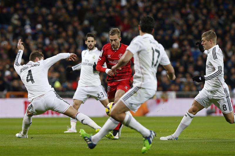 Real Madrid gana pero pierde a Ramos y James