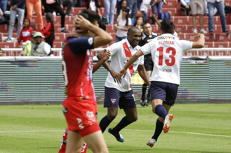 El Nacional venció a Liga de Quito en amistoso
