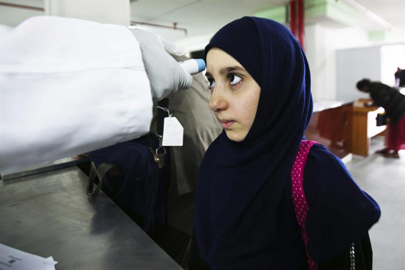 Médicos Sin Fronteras: Llevará seis meses poner el ébola bajo control