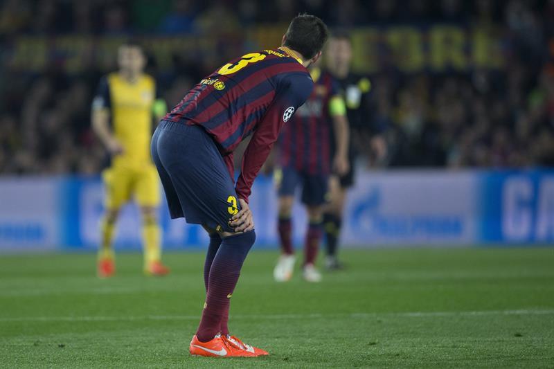 Gerard Piqué estará cuatro semanas de baja por una fisura en la cadera