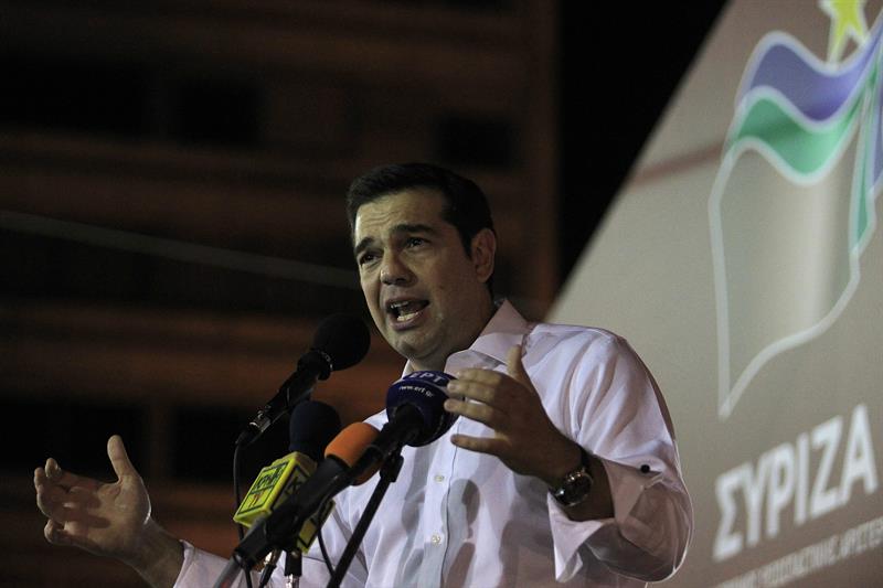 Tsipras: la prioridad es restablecer la estabilidad económica y de los bancos