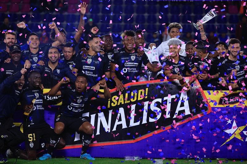 IDV celebrando la primera etapa en la LigaPro 2023. (Archivo)