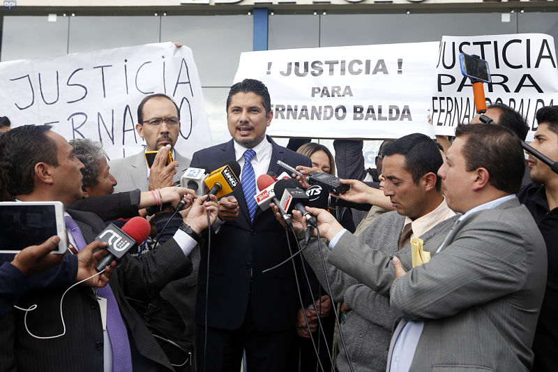 Correa deberá rendir versión por caso Fernando Balda