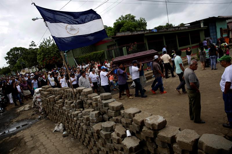Anuncian paro general de 24 horas en Nicaragua