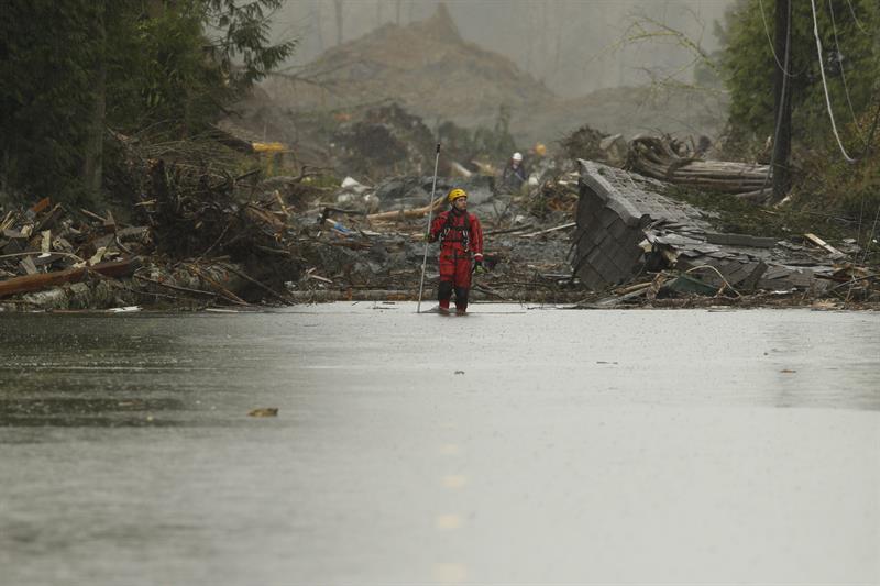 Cifra de muertos por derrumbe en Washington podría aumentar a 90