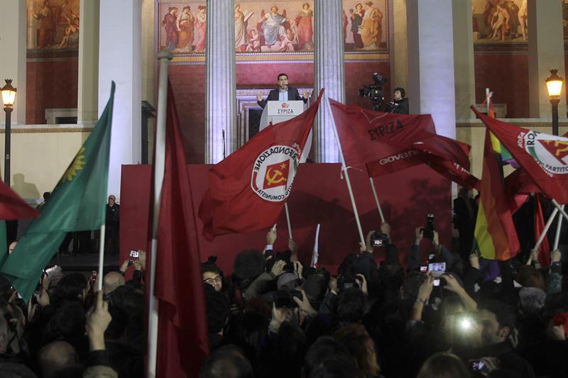 Dos extremos políticos con un perfil económico común gobernarán Grecia