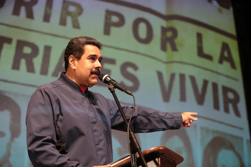 Venezuela: Maduro acusa de conspiración a embajada de EE.UU.