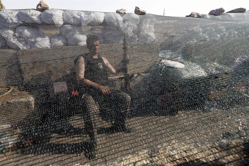 Estallan combates entre tropas y rebeldes en aeropuerto de Donetsk