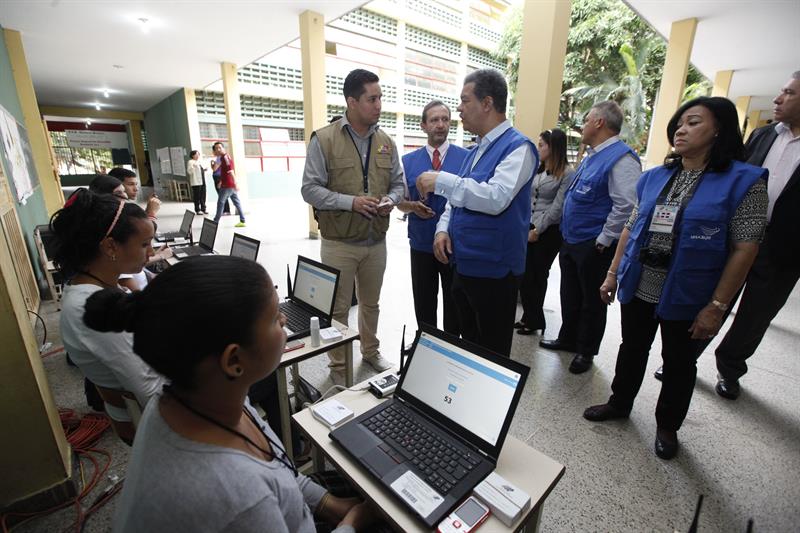 Concluyen cruciales elecciones parlamentarias en Venezuela