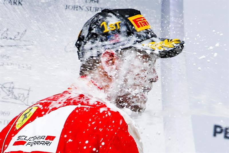 Ganar con Ferrari, un &quot;sueño de niño&quot; para Vettel
