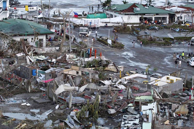 Filipinas teme que el tifón Haiyan haya causado más de un centenar de muertos