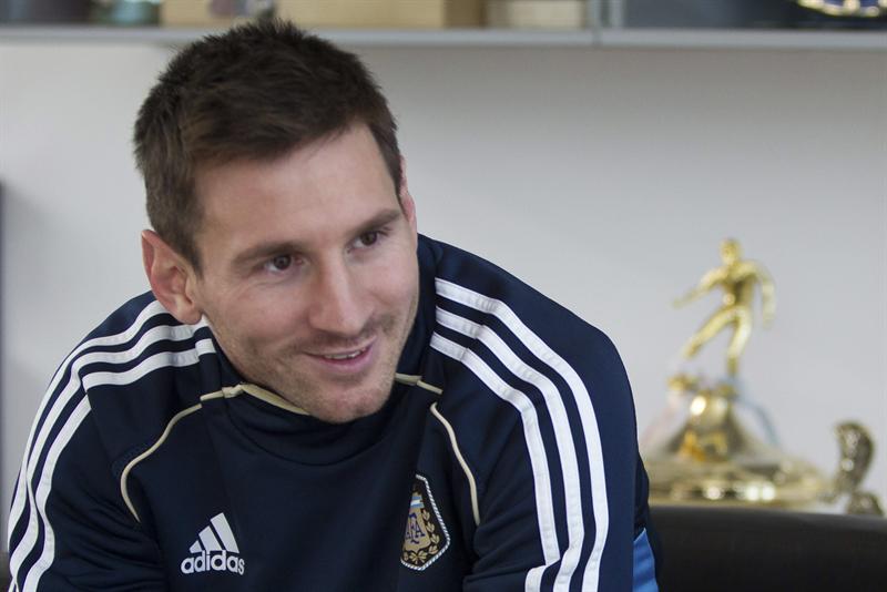 Messi paga los cinco millones de euros que adeudaba a Hacienda