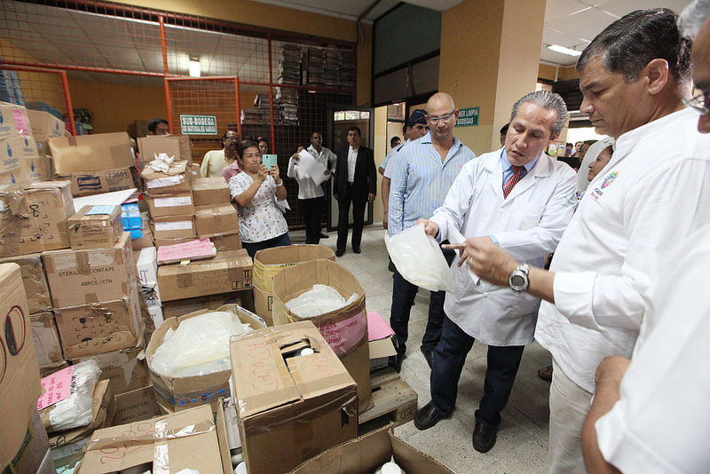 Presidente Correa realizó visita sorpresa al hospital del IESS de Guayaquil