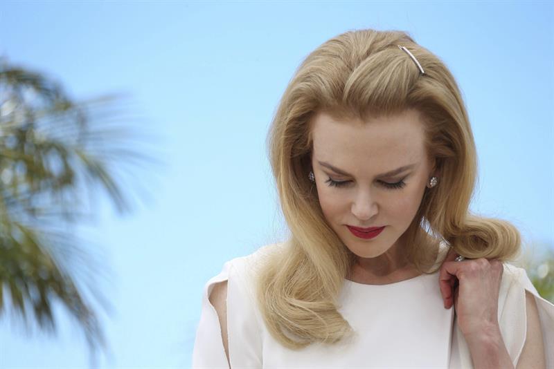 Silencio sepulcral y protestas por &quot;Grace de Monaco&quot; en Cannes