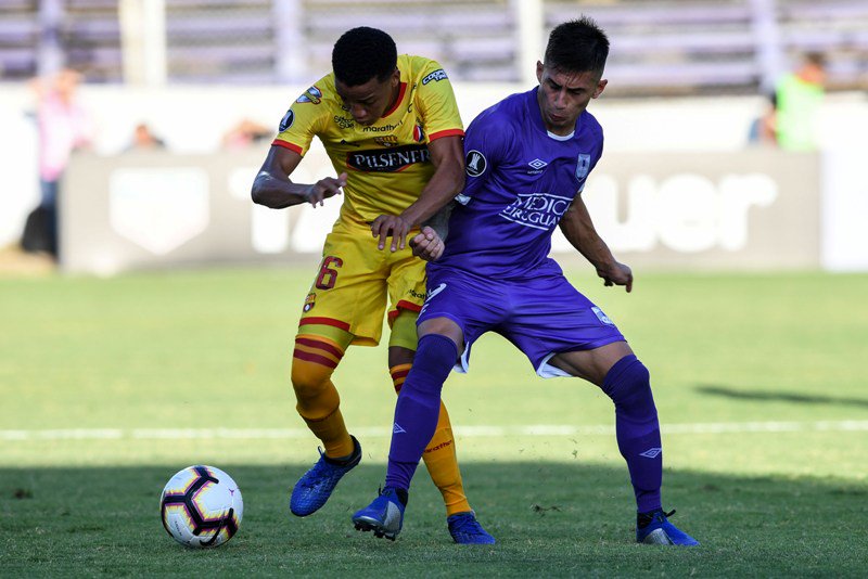 Árbitros para BSC y Delfín en Copa Libertadores