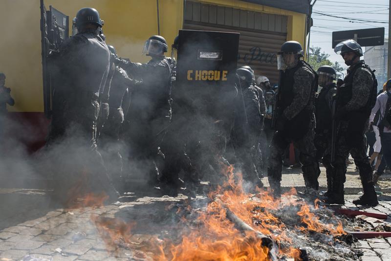 Protesta ensombrece el ambiente festivo de Sao Paulo