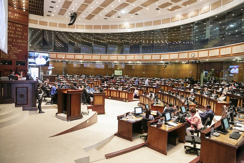 Legisladores revisan cifras del presupuesto para 2019