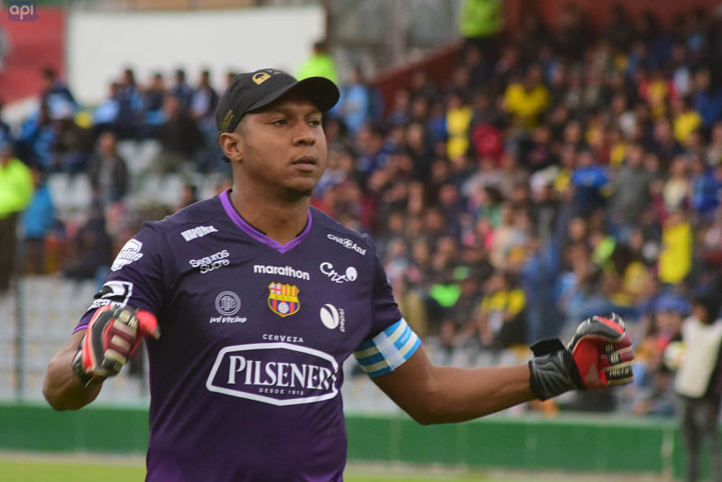 Máximo Banguera podría llegar a El Nacional