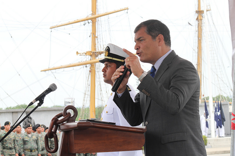 Prensa es corresponsable de lo ocurrido el 30 de septiembre, según Correa