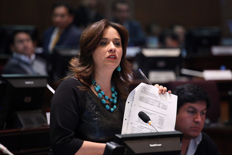 Administración de fondos previsionales se debate en la Asamblea